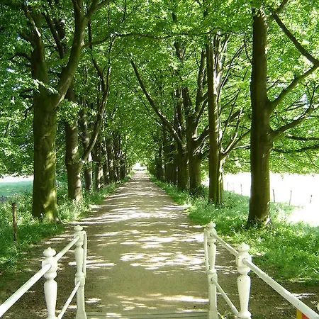 Holiday home Kasteel Schaloen