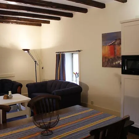 Kasteel Schaloen Holiday home *