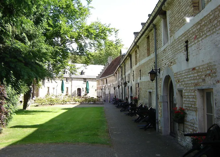 Kasteel Schaloen Vakantiehuis *