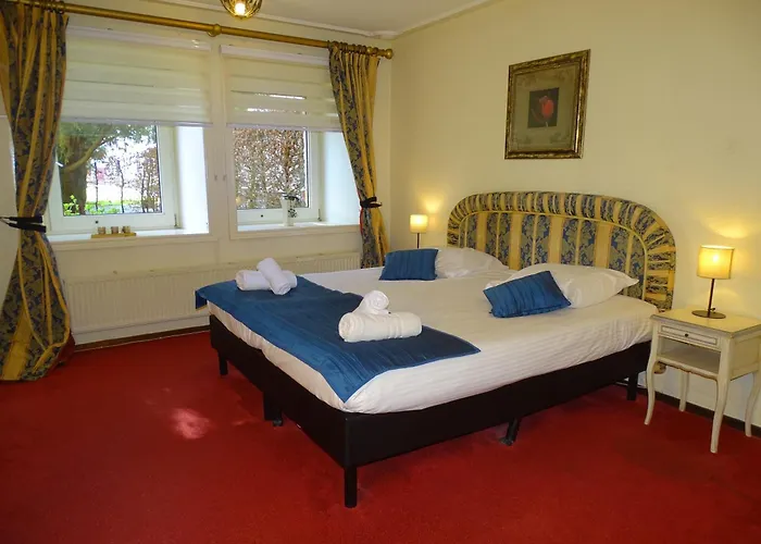 Holiday home Kasteel Schaloen - &