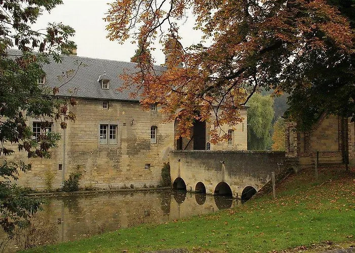 Holiday home Kasteel Schaloen - & Valkenburg aan de Geul
