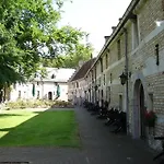 Kasteel Schaloen - & 度假居 *