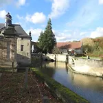 度假居 Kasteel Schaloen - &