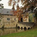 度假居 Kasteel Schaloen - & 法尔肯堡