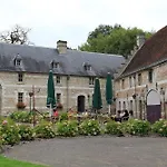 度假居 Kasteel Schaloen - &