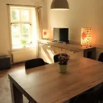 Hébergement de vacances Kasteel Schaloen - & *