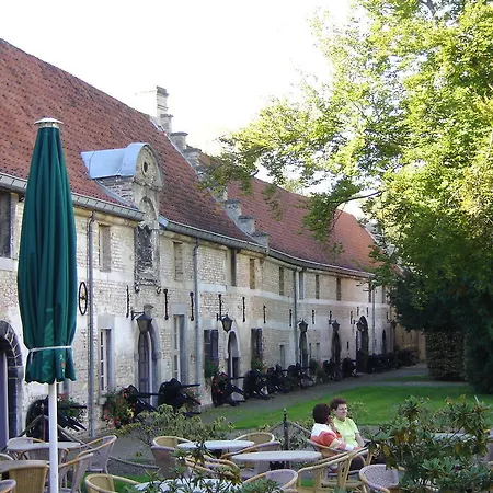 Kasteel Schaloen - & - Gratis Parkeren