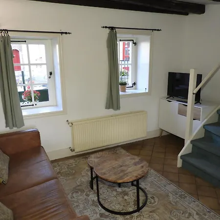 Kasteel Schaloen - & - Gratis Parkeren * Valkenburg aan de Geul