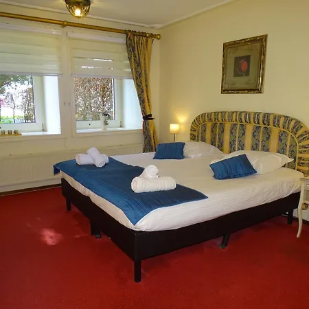 Holiday home Kasteel Schaloen - &