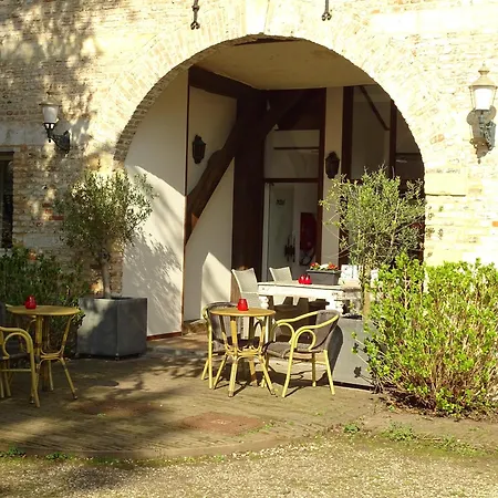 度假居 Kasteel Schaloen - &
