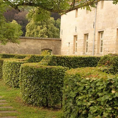 Kasteel Schaloen - & - Gratis Parkeren *