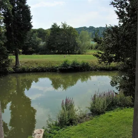 Kasteel Schaloen - & - Gratis Parkeren Valkenburg aan de Geul