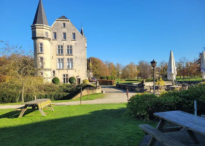 Kasteel Schaloen - & Holiday home *