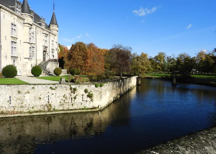 Kasteel Schaloen - & Feriehus Valkenburg aan de Geul