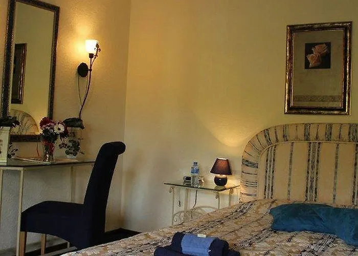 Holiday home Kasteel Schaloen - &